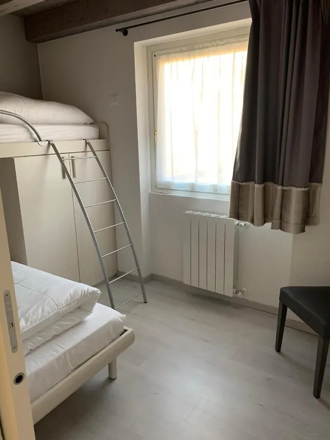 Alpin Star Apartment Temu